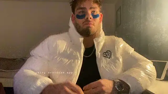 Snapshot of JuNIs_ chatting on 12-09-24, 09:58 JuNIs online show from 12-09-24, 09:58