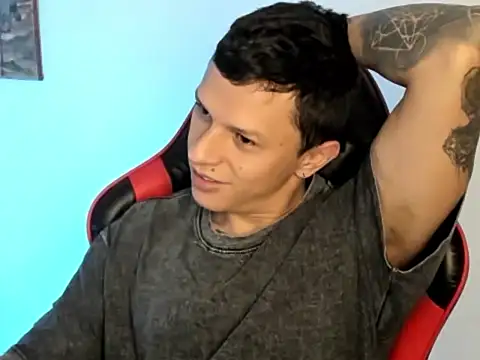 Snapshot of goodboy69l chatting on 02-11-26, 12:16 goodboy69l online show from 02-11-26, 12:16