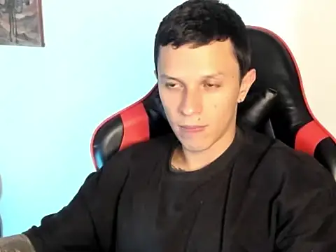 Snapshot of goodboy69l chatting on 02-17-26, 12:52 goodboy69l online show from 02-17-26, 12:52