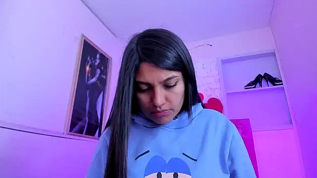 SarahStones online show from 10-09-25, 06:47