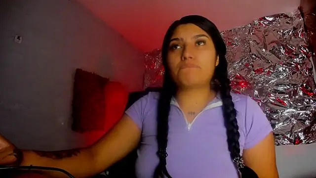 SarahStones online show from 03-25-26, 06:13