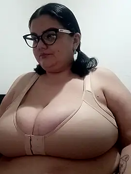 Madisonpalacio online show from 04-07-26, 08:21