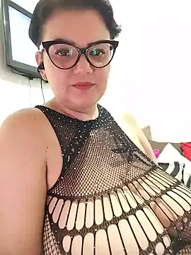 Snapshot of Madisonpalacio chatting on 07-13-26, 04:50 Madisonpalacio online show from 07-13-26, 04:50