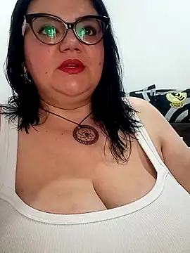 Madisonpalacio online show from 11-03-25, 06:44