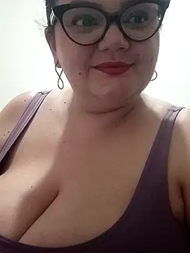 Snapshot of Madisonpalacio chatting on 02-27-26, 08:08 Madisonpalacio online show from 02-27-26, 08:08