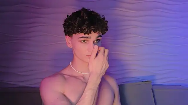 adam 21cm   online show from 10-08-25, 04:19