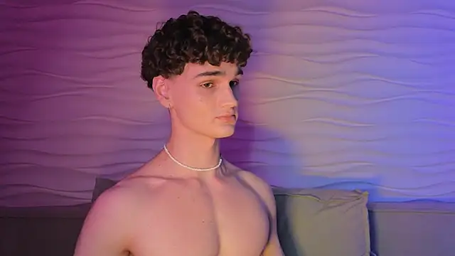 adam 21cm   online show from 10-05-25, 05:25