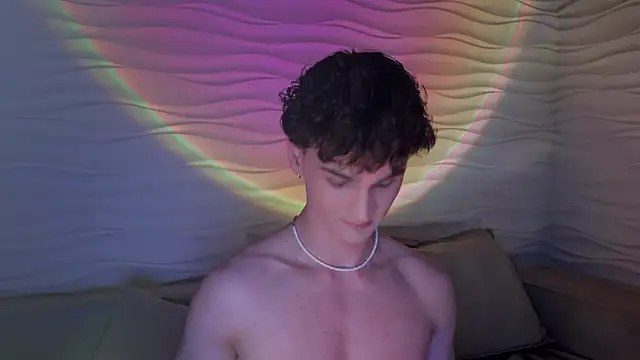 adam 21cm   online show from 02-20-25, 04:36