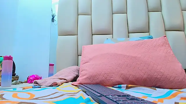 Snapshot of mss_mar chatting on 11-21-25, 03:16 mss mar online show from 11-21-25, 03:16