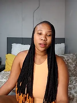 DrippinCaramelCutie online show from 05-05-26, 09:40
