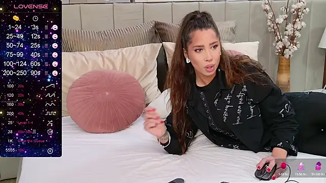 Snapshot of AvaLanne_ chatting on 12-27-24, 07:14 AvaLanne online show from 12-27-24, 07:14