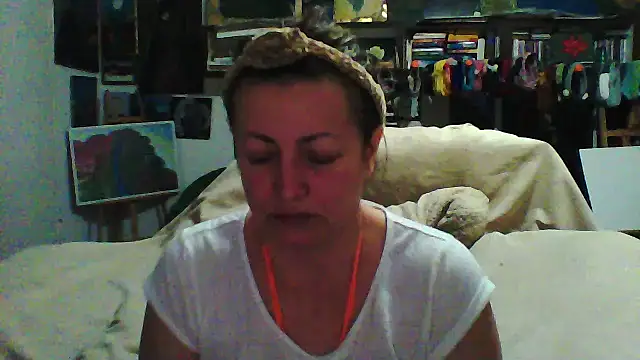 MariaAnaSunshine online show from 11-28-25, 06:30