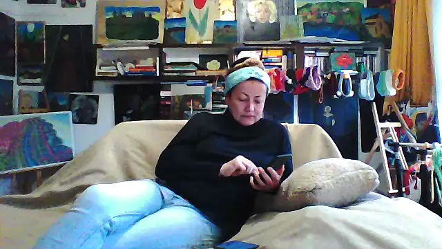 MariaAnaSunshine online show from 12-04-25, 07:40