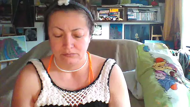 Snapshot of MariaAnaSunshine chatting on 02-11-26, 07:41 MariaAnaSunshine online show from 02-11-26, 07:41