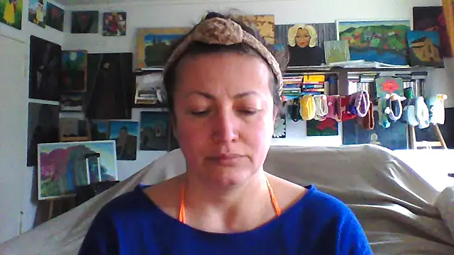 MariaAnaSunshine online show from 11-11-25, 10:21