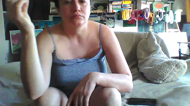 MariaAnaSunshine online show from 11-13-25, 10:19