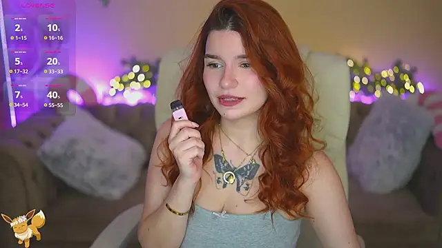 RedShinee online show from 12-22-25, 02:06