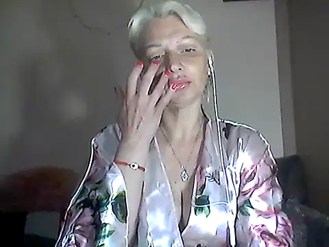 Snapshot of MaryJane441 chatting on 06-04-26, 09:03 MaryJane441 online show from 06-04-26, 09:03