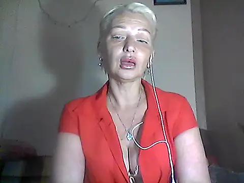 Snapshot of MaryJane441 chatting on 07-08-26, 08:31 MaryJane441 online show from 07-08-26, 08:31