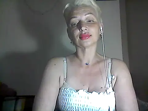 Snapshot of MaryJane441 chatting on 06-26-26, 09:09 MaryJane441 online show from 06-26-26, 09:09
