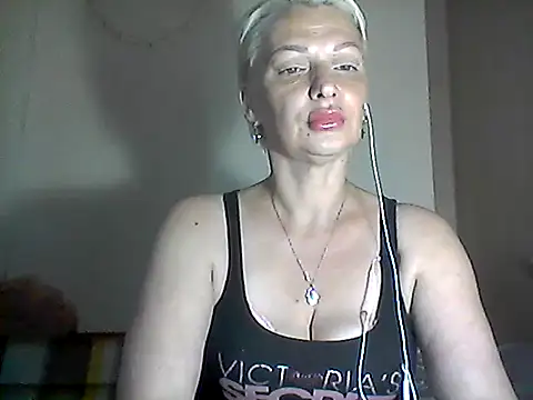 Snapshot of MaryJane441 chatting on 07-11-26, 10:10 MaryJane441 online show from 07-11-26, 10:10
