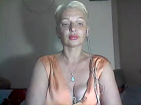 Snapshot of MaryJane441 chatting on 07-15-26, 07:54 MaryJane441 online show from 07-15-26, 07:54