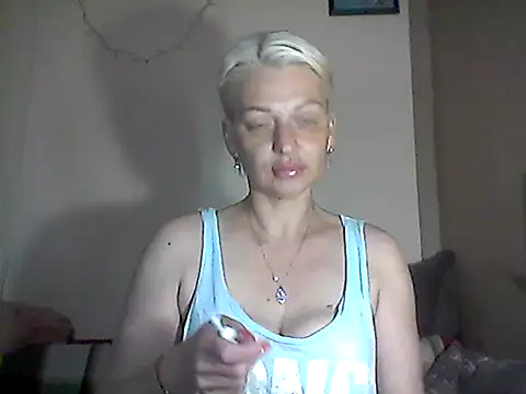Snapshot of MaryJane441 chatting on 06-15-26, 09:31 MaryJane441 online show from 06-15-26, 09:31