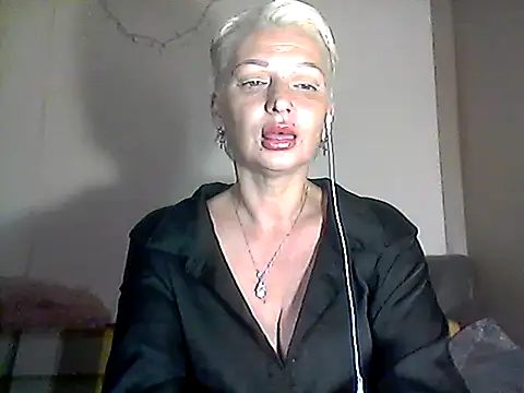 Snapshot of MaryJane441 chatting on 07-13-26, 08:19 MaryJane441 online show from 07-13-26, 08:19