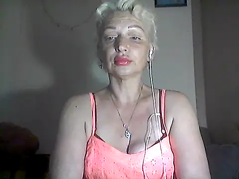 Snapshot of MaryJane441 chatting on 07-01-26, 08:42 MaryJane441 online show from 07-01-26, 08:42