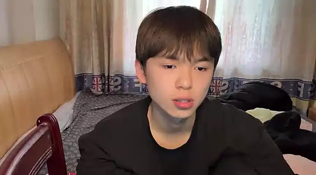 xiaottt1918 online show from 01-07-25, 08:13