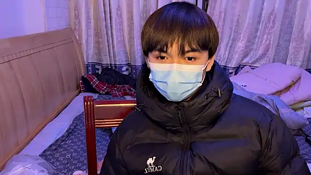 xiaottt1918 online show from 01-15-25, 03:39