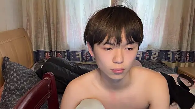 xiaottt1918 online show from 01-08-25, 09:00