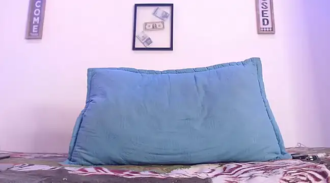 Snapshot of harrytomson_1 chatting on 02-10-25, 07:47 harrytomson 1 online show from 02-10-25, 07:47