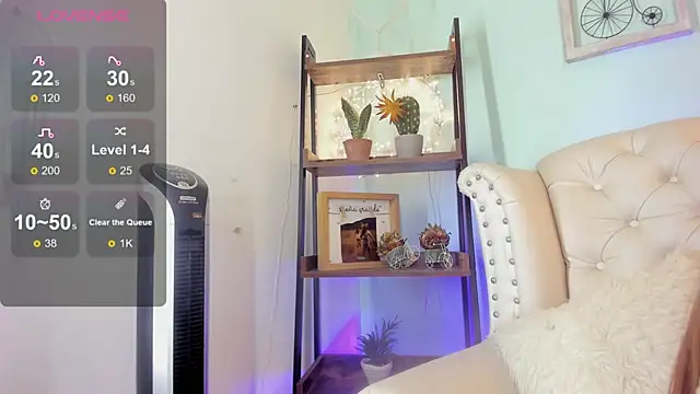 Snapshot of honey_fox1 chatting on 02-14-26, 01:39 honey fox1 online show from 02-14-26, 01:39