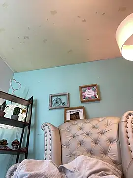 honey fox1 online show from 04-13-26, 11:58