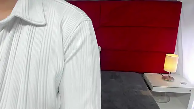 Yazmin rouse online show from 03-15-26, 01:29