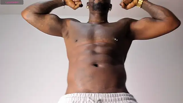 Snapshot of Dvid_Rullers chatting on 03-06-25, 12:21 Dvid Rullers online show from 03-06-25, 12:21