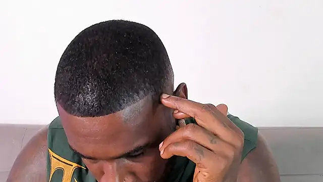 Snapshot of Dvid_Rullers chatting on 09-12-25, 12:49 Dvid Rullers online show from 09-12-25, 12:49