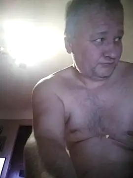 Snapshot of nudistu021 chatting on 01-31-26, 07:12 nudistu021 online show from 01-31-26, 07:12