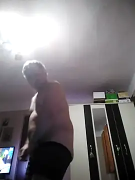 Snapshot of nudistu021 chatting on 03-22-26, 02:07 nudistu021 online show from 03-22-26, 02:07