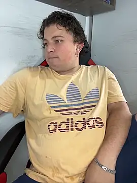 AndresChuboi online show from 12-05-25, 05:44