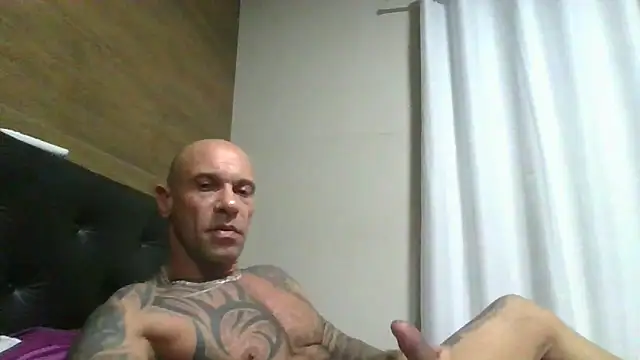 Arc8njoblack online show from 04-23-26, 04:52