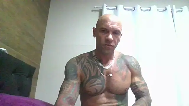 Arc8njoblack online show from 04-18-26, 01:41