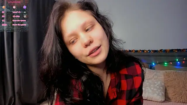 ZeldaDwight online show from 12-20-24, 10:49