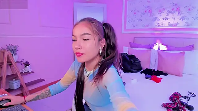 scarlet castro online show from 02-28-26, 08:19