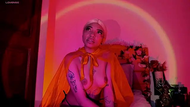 SexyNaf online show from 10-29-25, 07:13