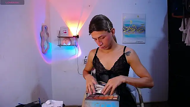 LiahGrey7 online show from 07-21-26, 07:37
