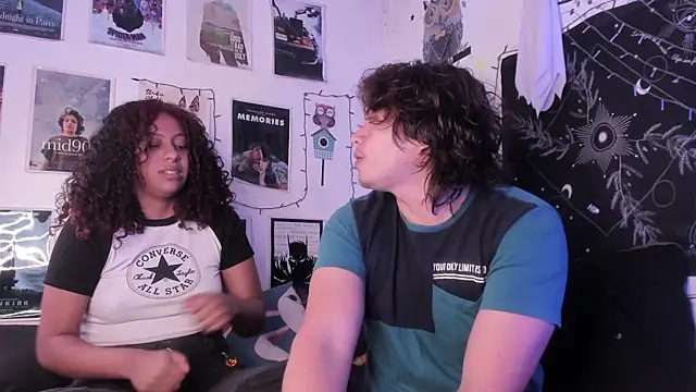 hothoneychile online show from 09-09-25, 02:04