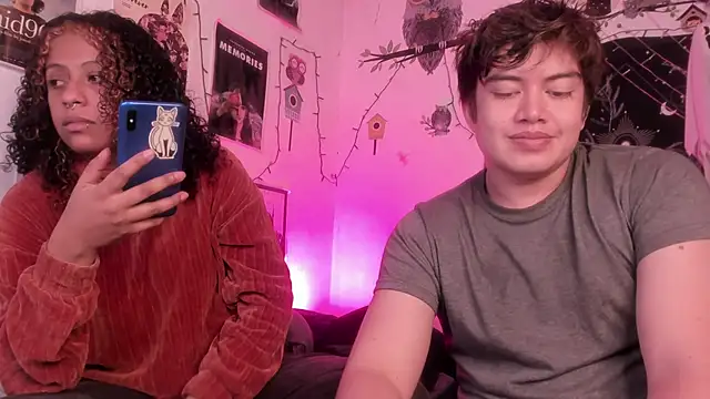 hothoneychile online show from 12-16-25, 01:54