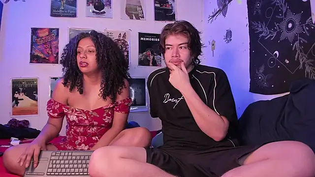 hothoneychile online show from 04-29-26, 02:49